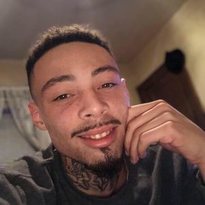 Meet your Posher, Derek